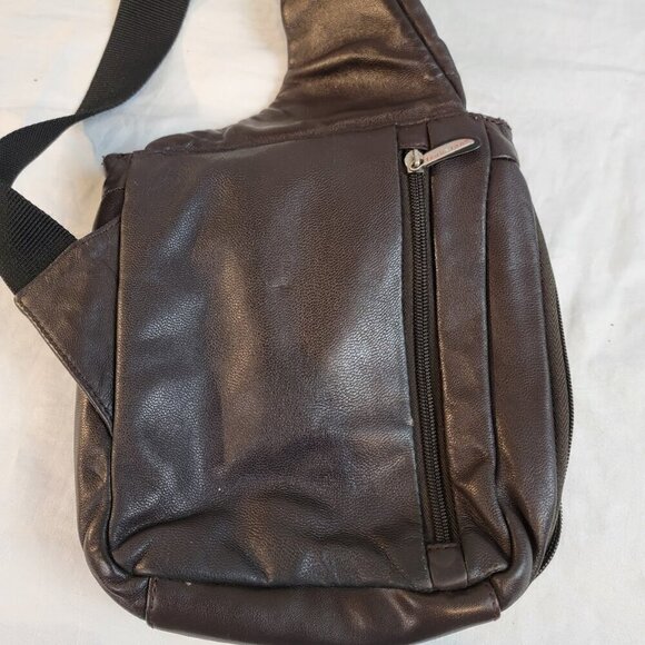 Travelon Crossbody Messenger-style Shoulder Bag - Perfect for Travelers - Picture 8 of 13